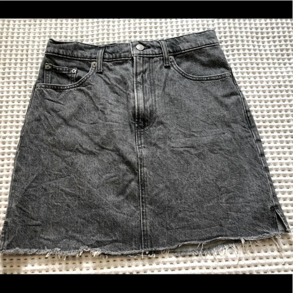 Lucky Brand high rise mini skirt size 4